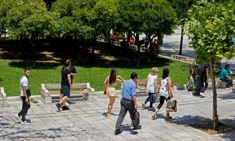 Δημογραφικό αδιέξοδο: Καταρρέουν οι γεννήσεις, αυξάνονται οι θάνατοι, γερνά ο πληθυσμός